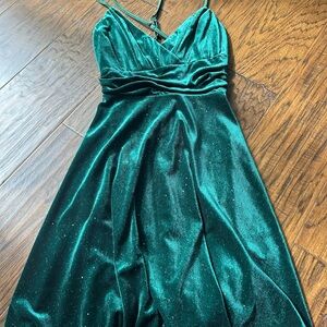 Sparkly Emerald Green Velvet Dress